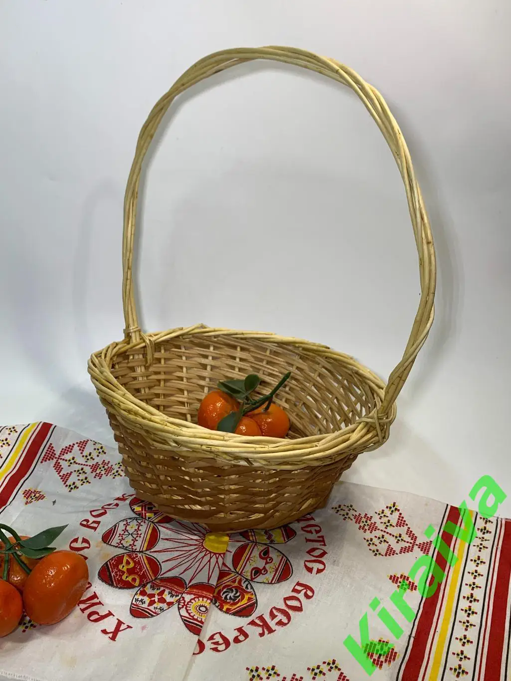 Плетеная корзина круглая из лозы 25х34 см Н1846 подарочнаяПлетёная корзина из