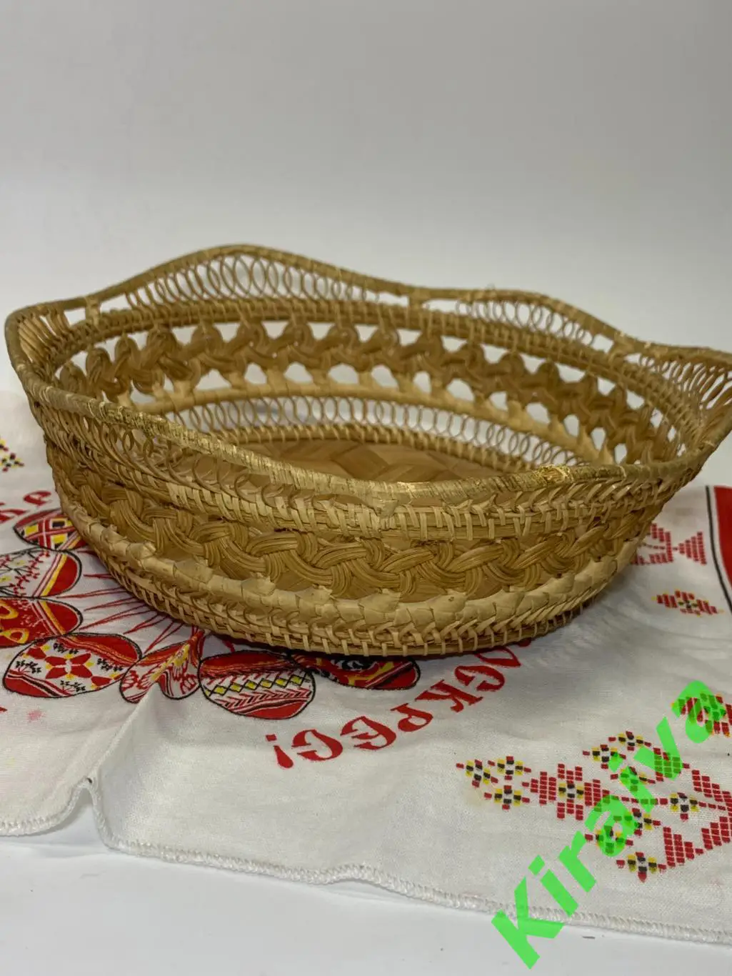 Плетеная сухарница хлебница фруктовница круглая из лозы 24х18 см Н1849 б/уПлет 5