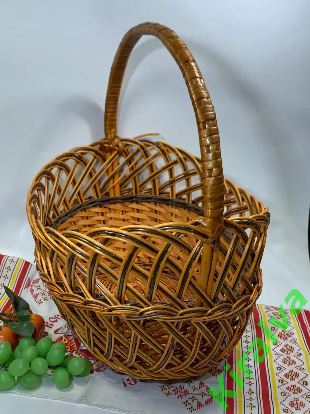 Плетеная корзинка овальная Ажурная бежевая лукошко из лозы 39х31х42 см Н1853 бол 3