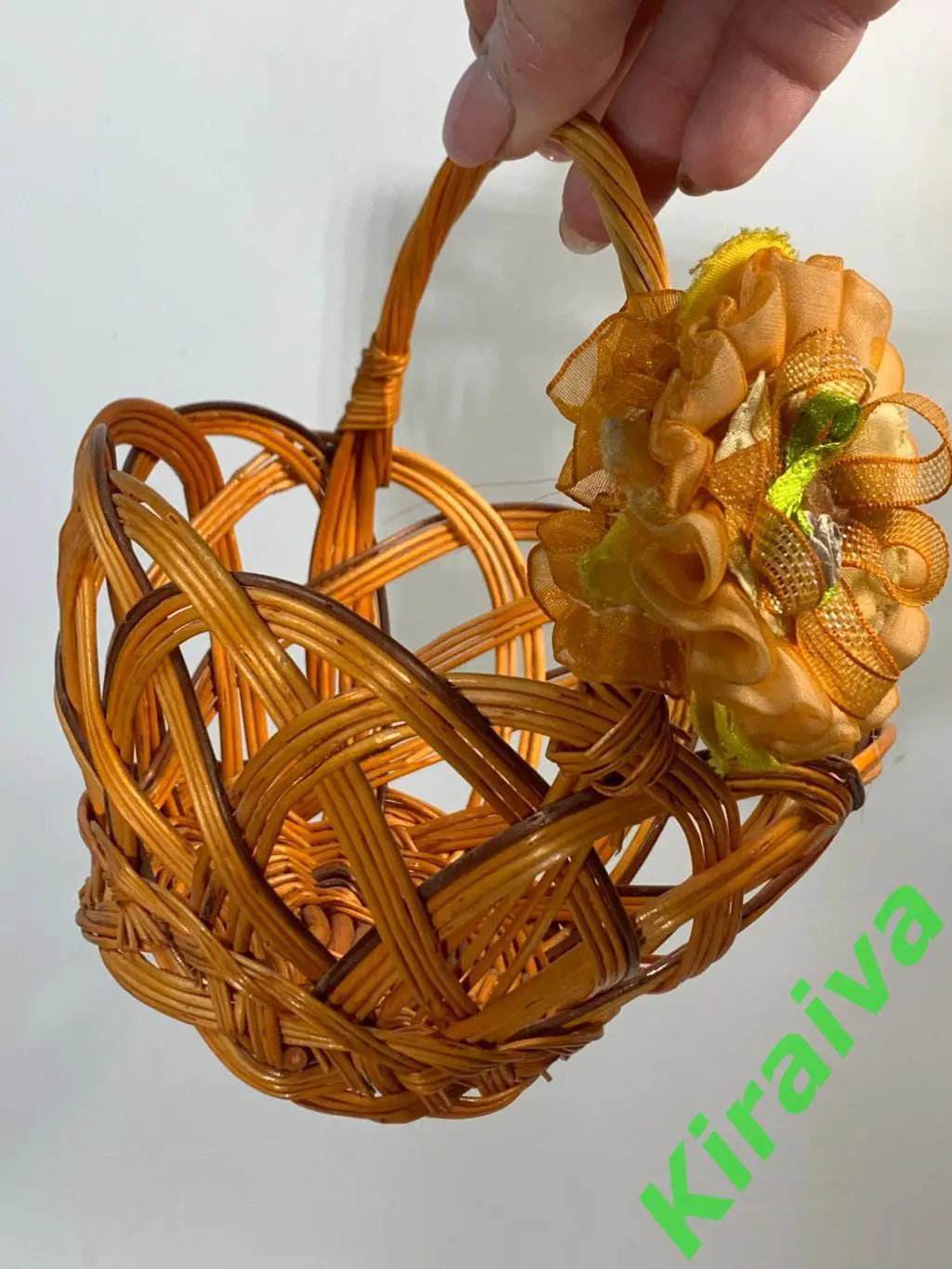 Плетеная корзинка круглая ажурная из лозы маленькая детская 13,5 х15 см Н1857 дл 3