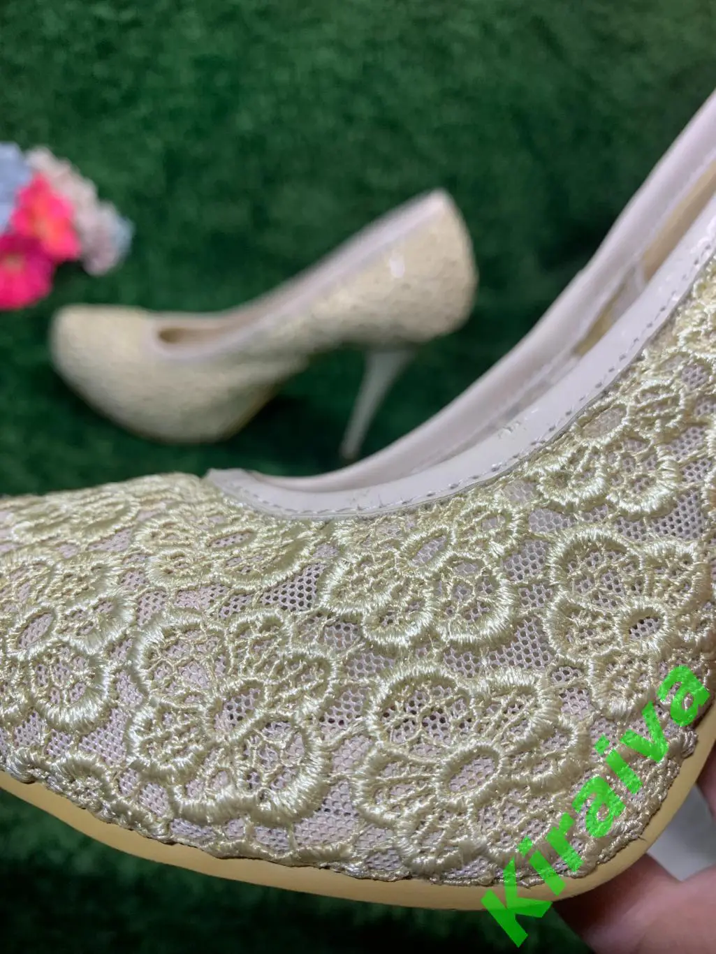 Женские туфли Santarose праздничные гипюровые, кружево цвета шампань 36,5–37 (24 7