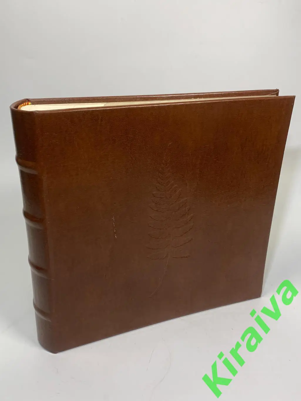 Фотоальбом среднийна 200 фото с местом для подписи семейный Н1883 кожзам 22х24