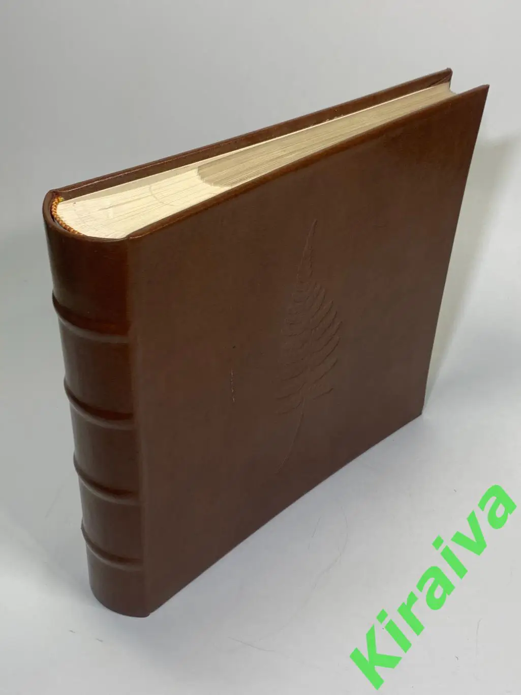 Фотоальбом среднийна 200 фото с местом для подписи семейный Н1883 кожзам 22х24 1