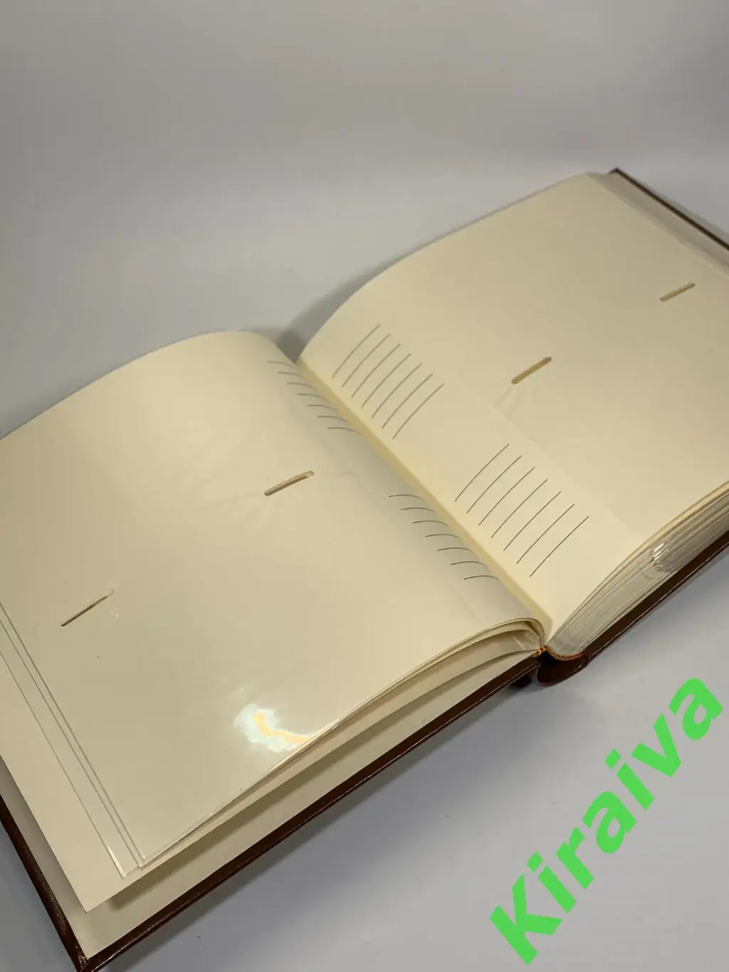 Фотоальбом среднийна 200 фото с местом для подписи семейный Н1883 кожзам 22х24 5