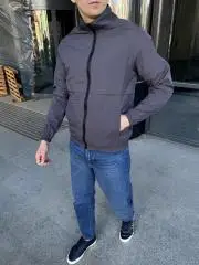 Топовая ветровка Hugo – стиль и комфорт, однотонная, серая Н5421Современный и