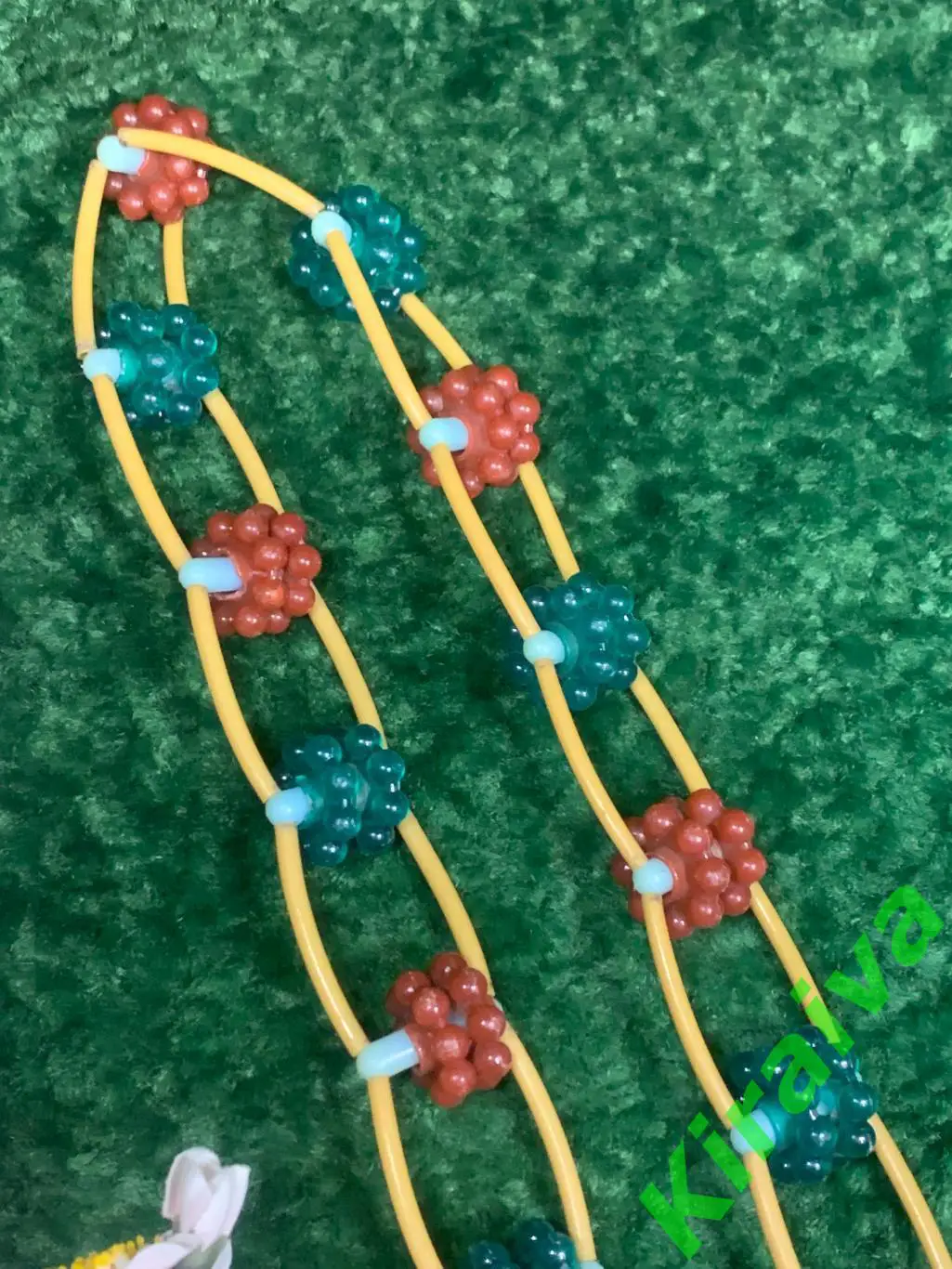 Массажер пластиковый ленточно-роликовый для спины ног тела ребристые шарик Н8023 5