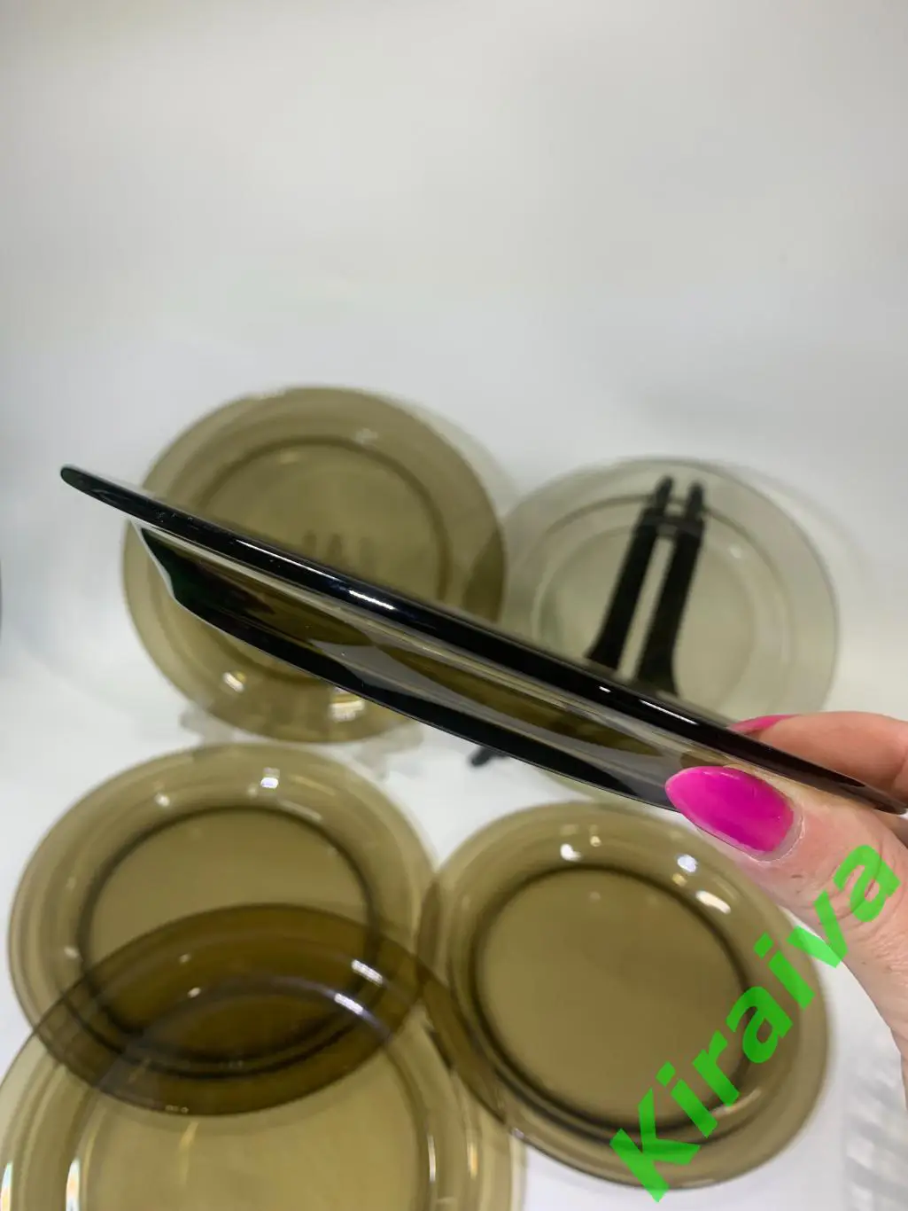 Тарелка обеденная Vereco France, ? 19 см — дымчатое стекло Н1521 десертнаяЦен 1