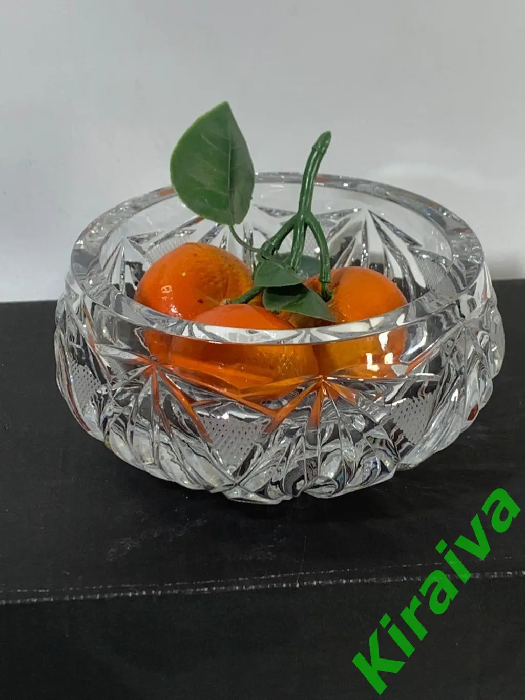 Хрустальная конфетница СССР — резная, круглая, тяжёлая, ?12 см, винтаж Н1534Пр 1