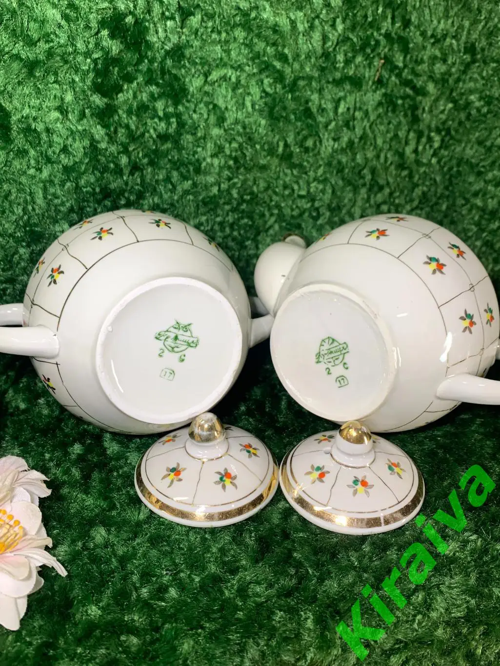 Винтажный чайник с сеточкой и сахарница из сервиза «Жито», Городница, 1957–60 гг 4