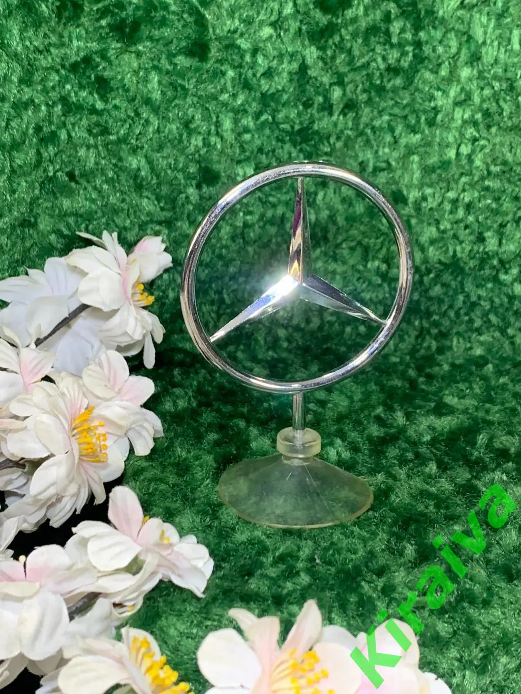 Эмблема Mercedes-Benz на присоске — оригинальный сувенир Н1543Оригинальная эмб 1