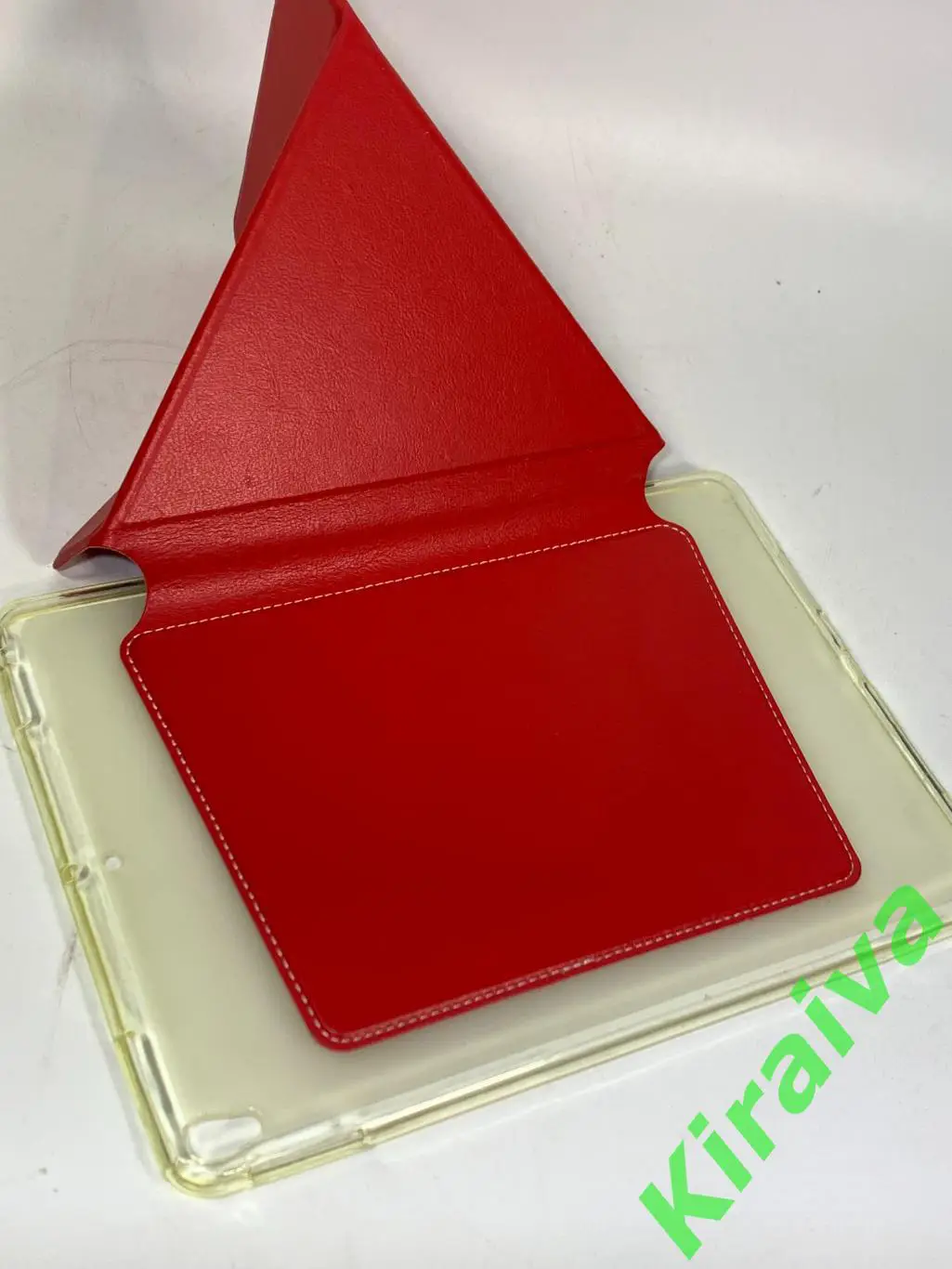 Чехол - книжка магнитный для планшета, размер 25?17,5 см, Red красный Н1593Пра 5