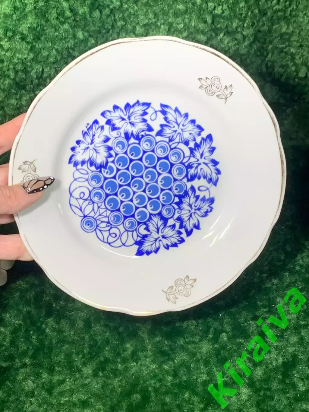 Тарелка обеденная фарфор Коростень винтаж СССР 195 мм виноградная гроздь Н1787 2