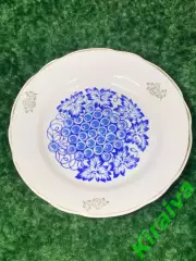 Тарелка обеденная фарфор Коростень винтаж СССР 195 мм виноградная гроздь Н1787