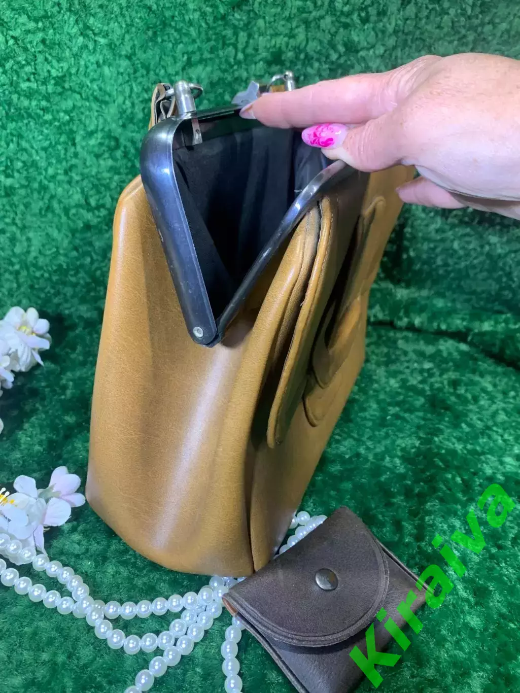 60-е! Винтажная женская сумка с кошельком, зеркальцем карамельного оттенка Н2144 4