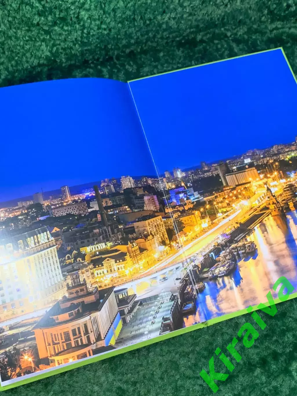 Фотоальбом Народжений у Києві на 96 фото с местом для подписи 48 стр. Н4819 3