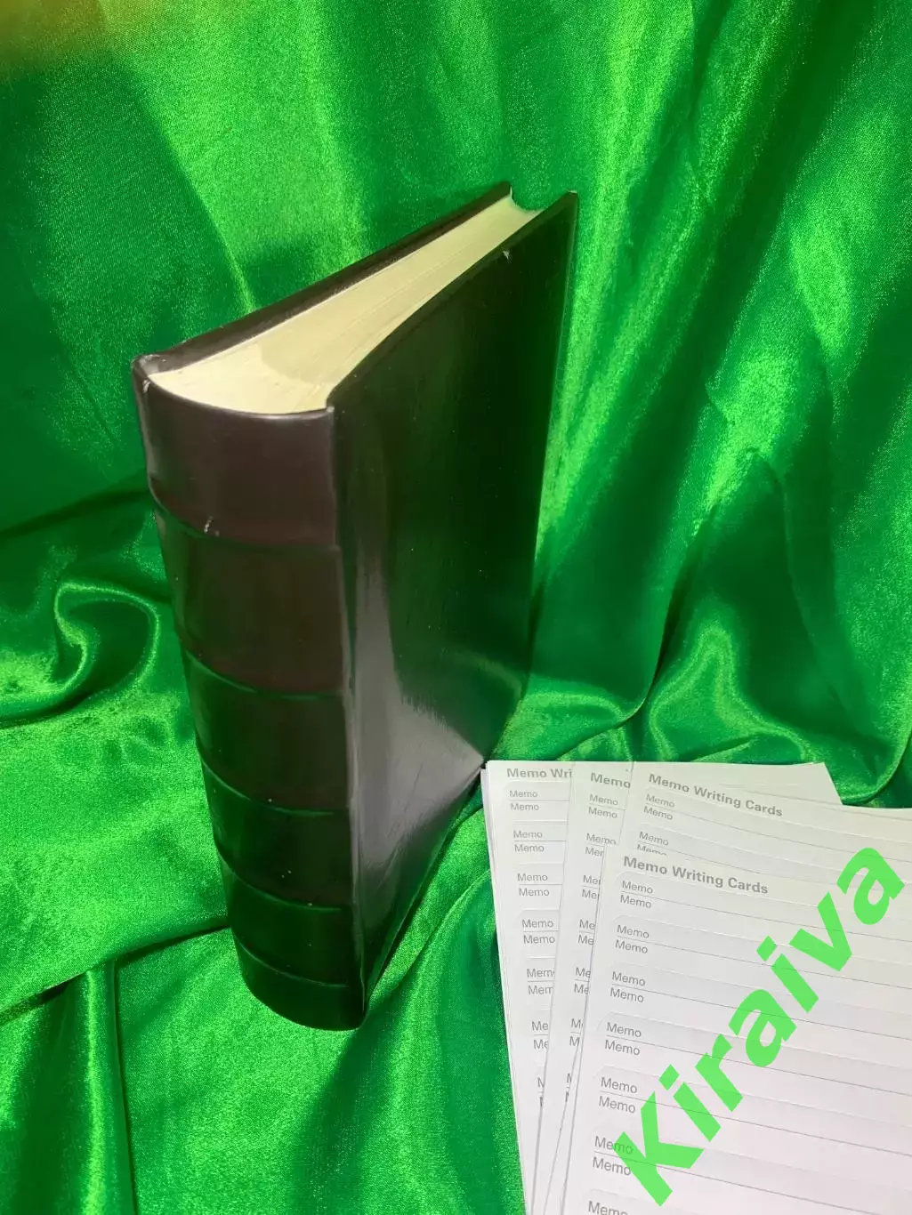 Фотоальбом средний на 208 фото с местом для подписи семейный Н1883 кожзам