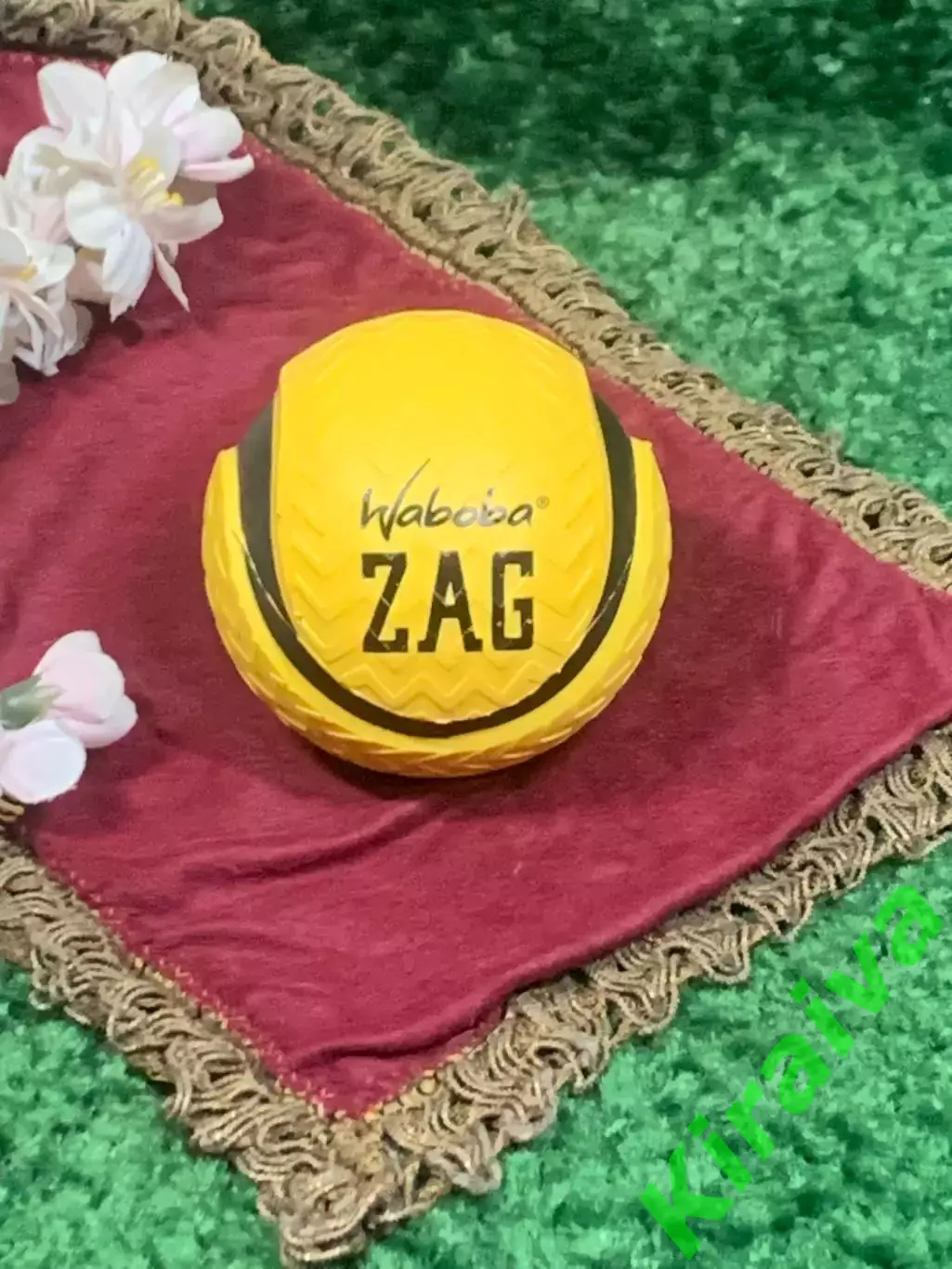 Мяч водный универсальный Waboba Zag Ball Yellow желтый Н2286 1