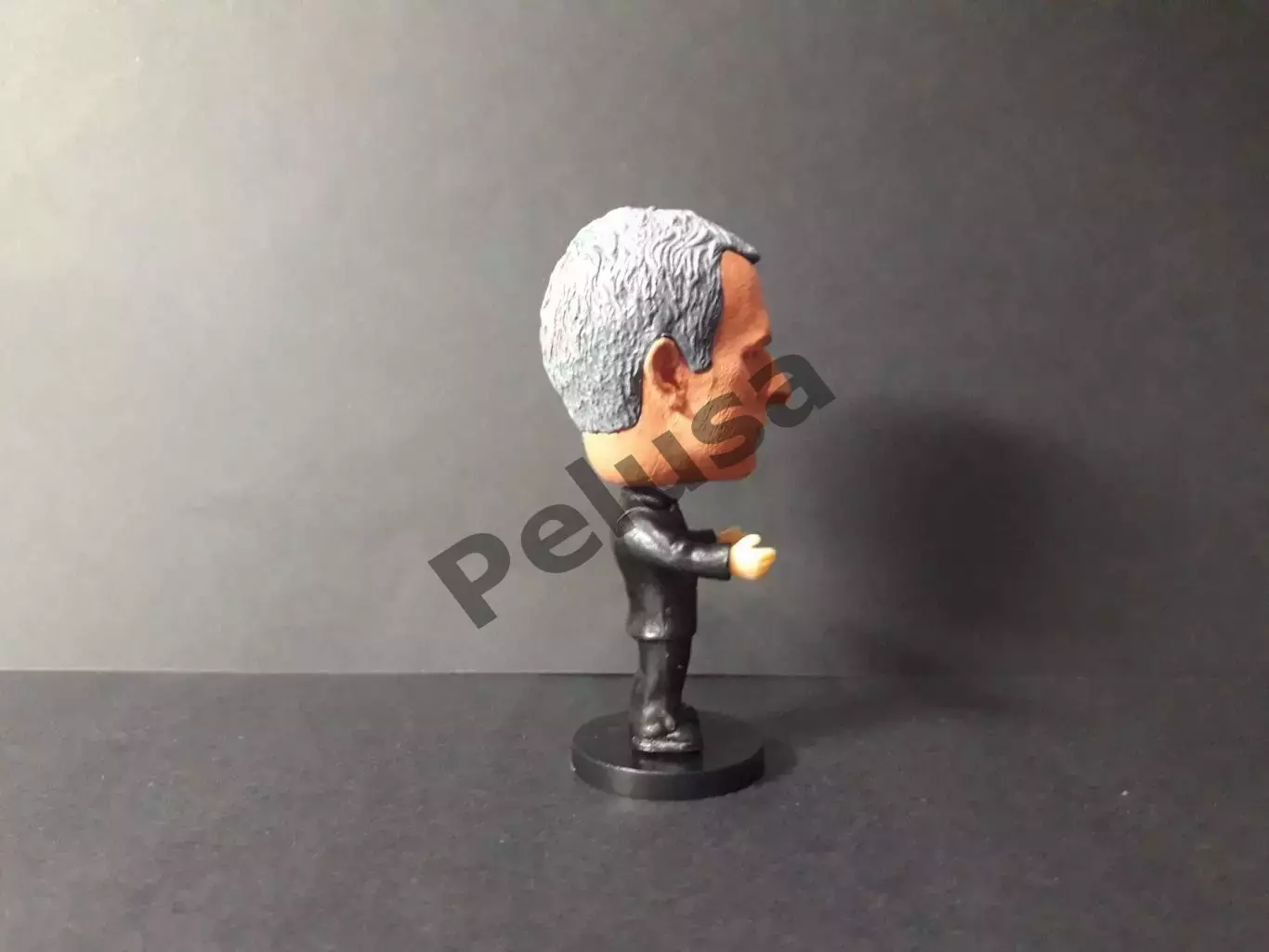 Жозе Моурінью. Фігурки футболістів 1