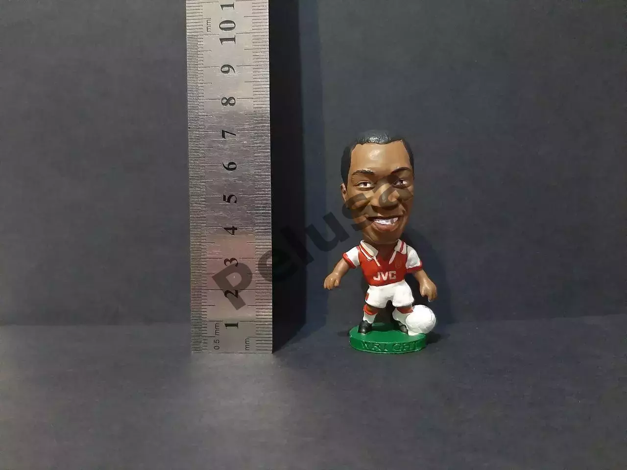 Ян Райт. Арсенал. Фігурка футболіста Corinthian ProStars. 1995 р. 6