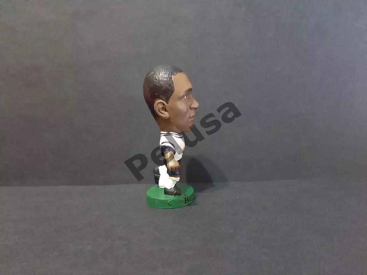 Еміл Хескі. Збірна Англії. Фігурка футболіста Corinthian ProStars 2000 г. 1