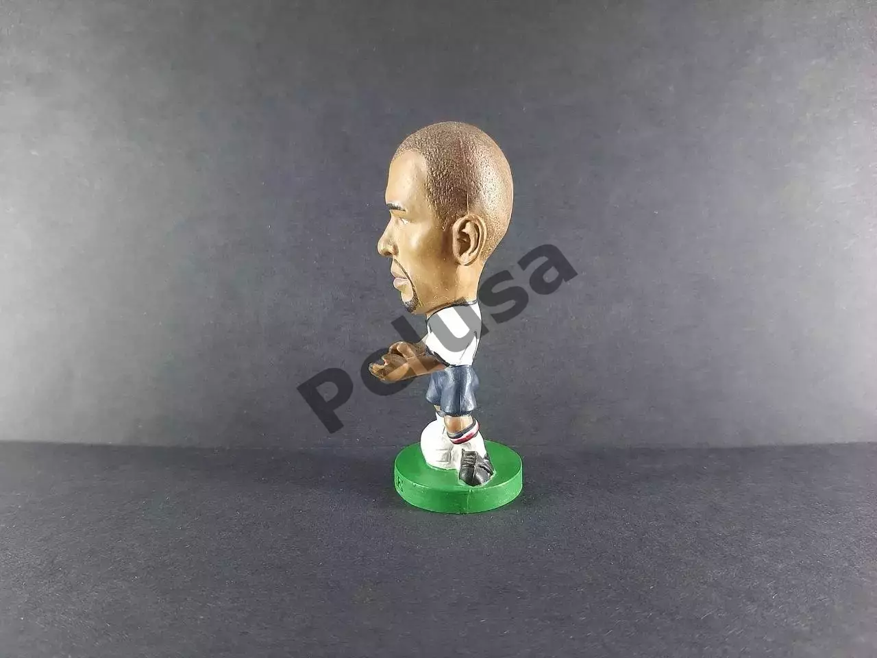 Ешлі Коул. Збірна Англії. Фігурка футболіста Corinthian ProStars 2001 р. 3