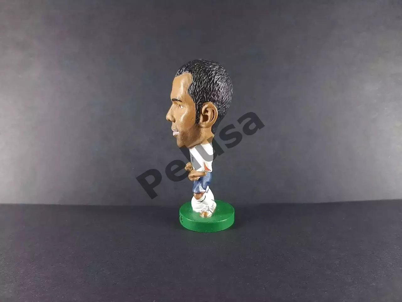 Ешлі Коул. Збірна Англії. Фігурка футболіста Corinthian ProStars 2005 р. 3
