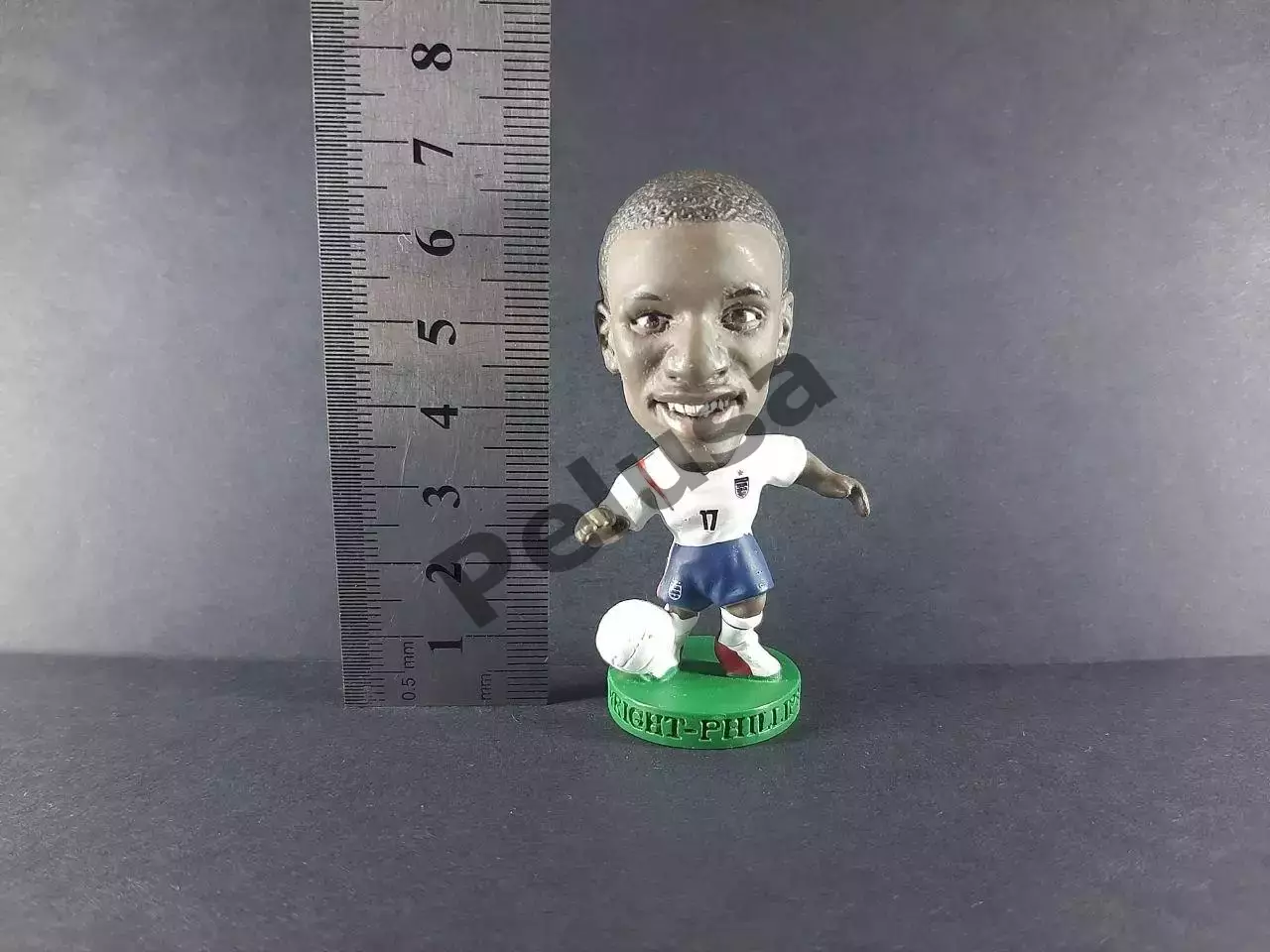 Шон Райт-Філліпс. Збірна Англії. Фігурка футболіста Corinthian ProStars 2005 р. 6