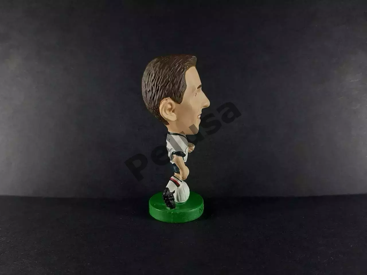 Гарі Невілл. Збірна Англії. Фігурка футболіста Corinthian ProStars 2002 р. 1