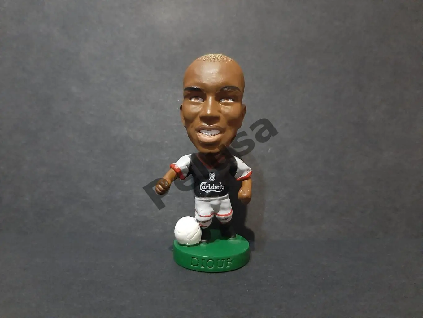 Эль-Хаджи Диуф, Ливеруль. Фигурка футболиста Corinthian ProStars. 2003 г.