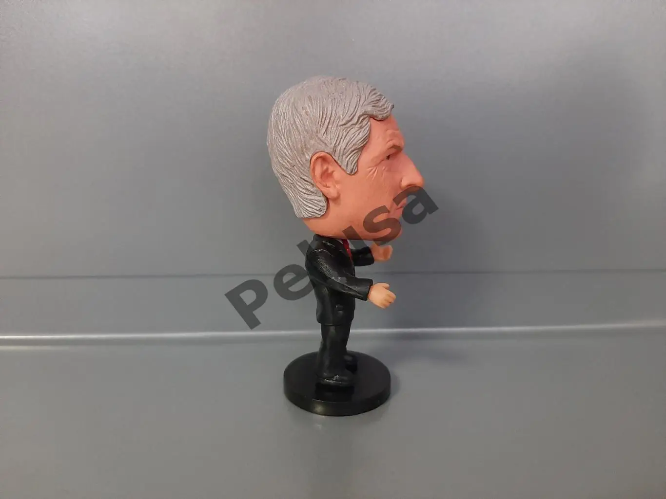 Арсен Венгер. Фигурки футболистов Soccerwe 1