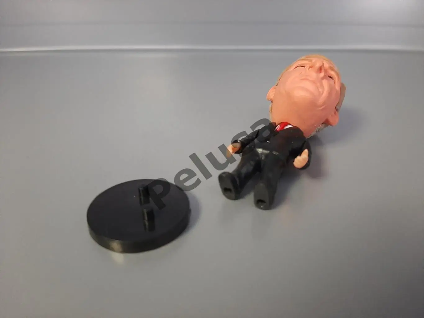 Арсен Венгер. Фигурки футболистов Soccerwe 4