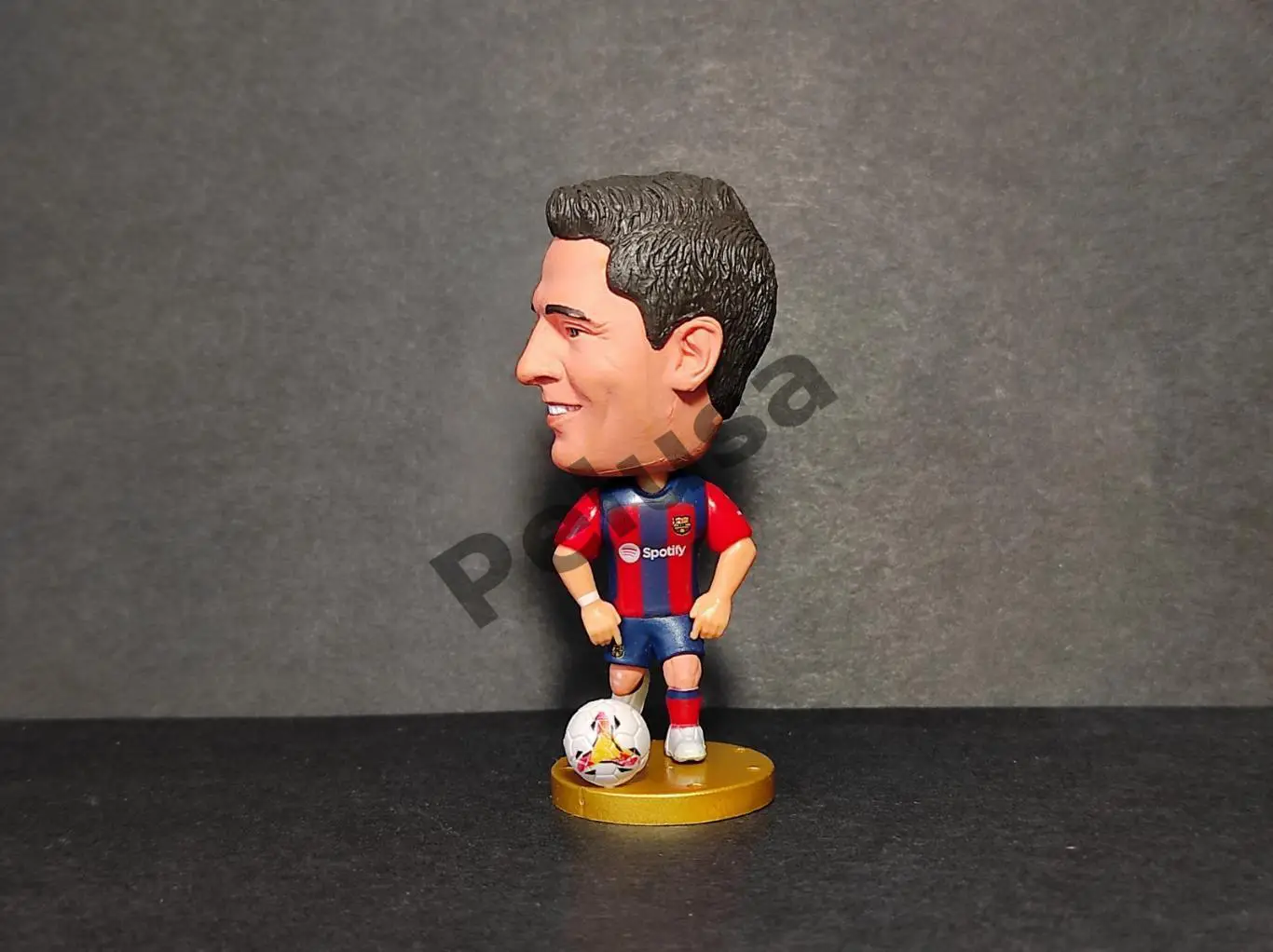 Роберт Левандовский. Барселона. фігурки футболістів soccerwe 3