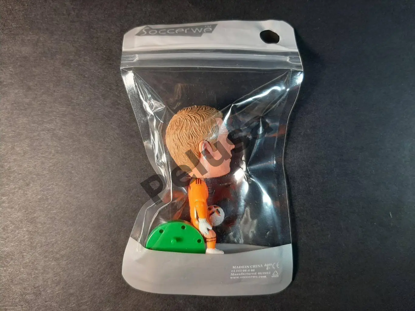 Мануель Ноєр. Баварія Мюнхен. фігурки футболістів soccerwe 5