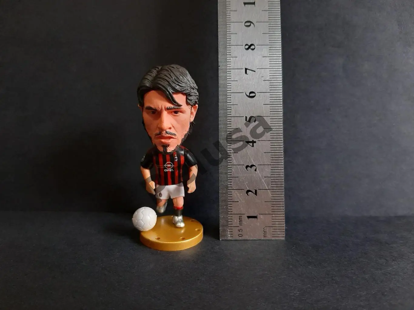 Дженнаро Гаттузо. Мілан. фігурки футболістів soccerwe 6