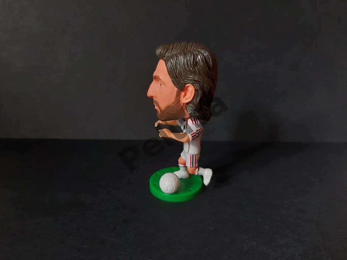 Андреа Пірло. Мілан (біла форма). фігурки футболістів soccerwe 1