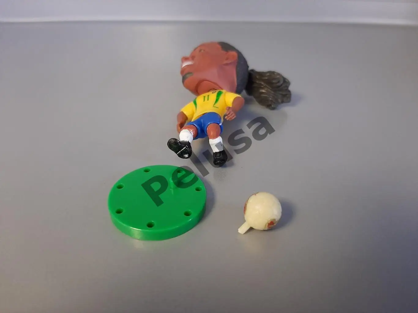 Роналдіньо. Бразилія. фігурки футболістів soccerwe 4