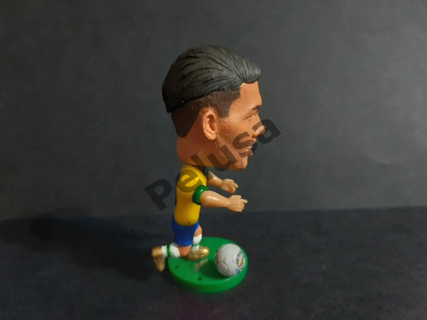 Роберто Фірміно. Бразилія. фігурки футболістів soccerwe 1