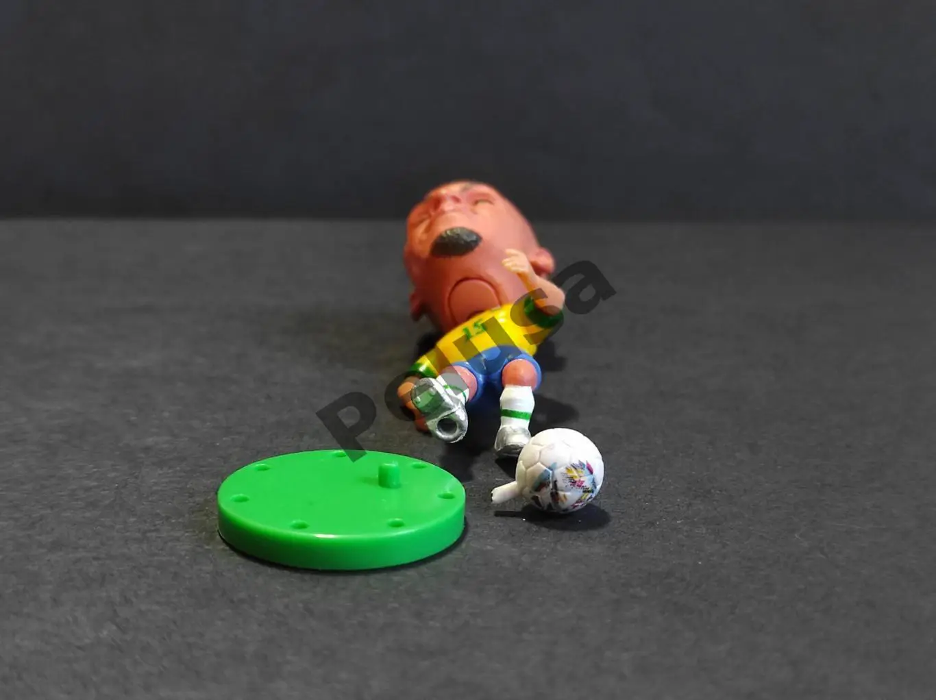 Фабінью. Бразилія. фігурки футболістів soccerwe 3