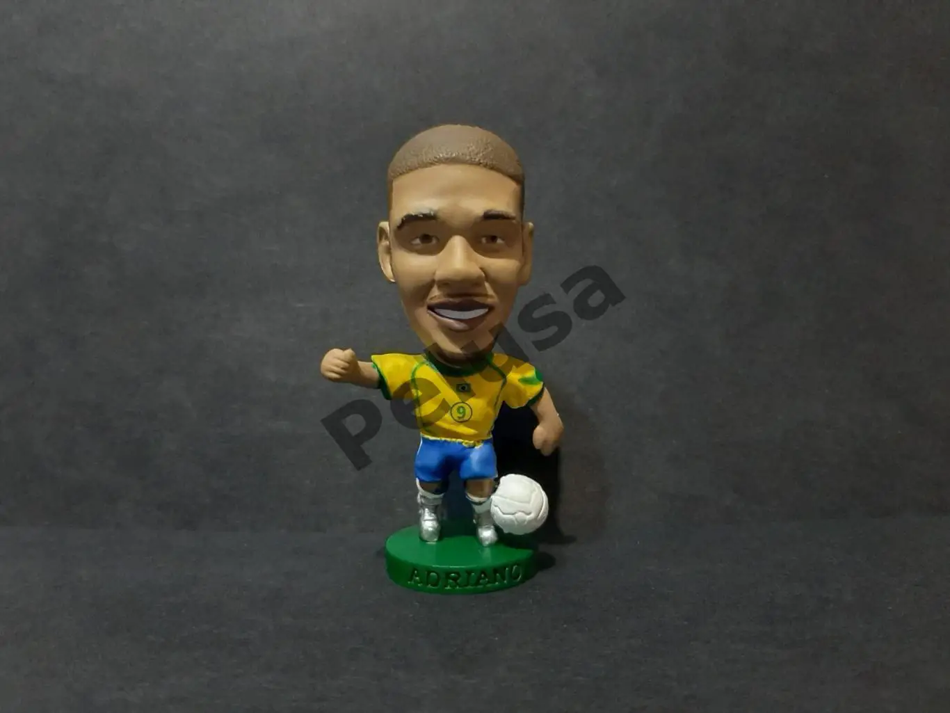 Адріано. Збірна Бразилії. Фігурка футболіста Corinthian ProStars 2006 г.