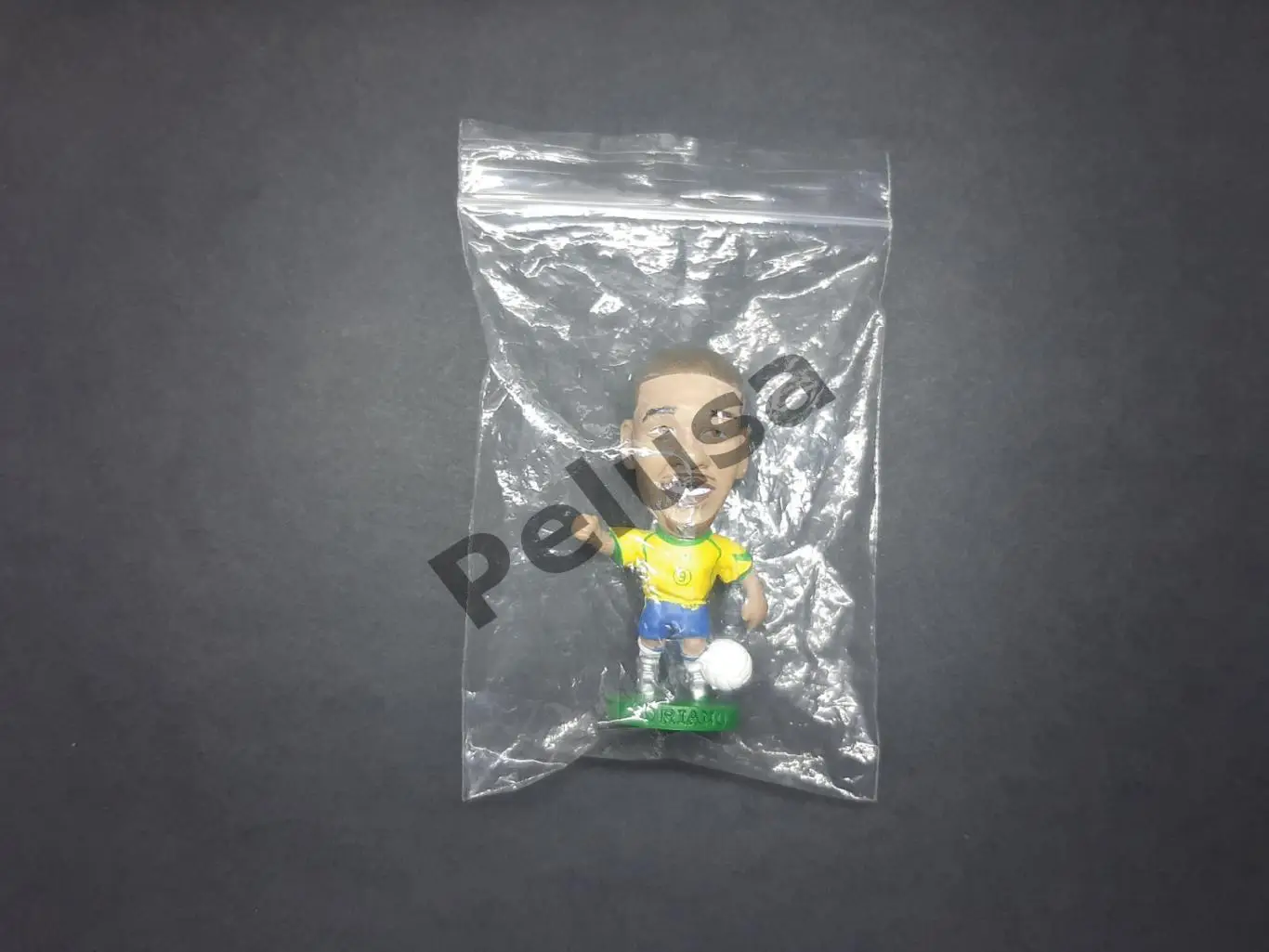 Адріано. Збірна Бразилії. Фігурка футболіста Corinthian ProStars 2006 г. 5