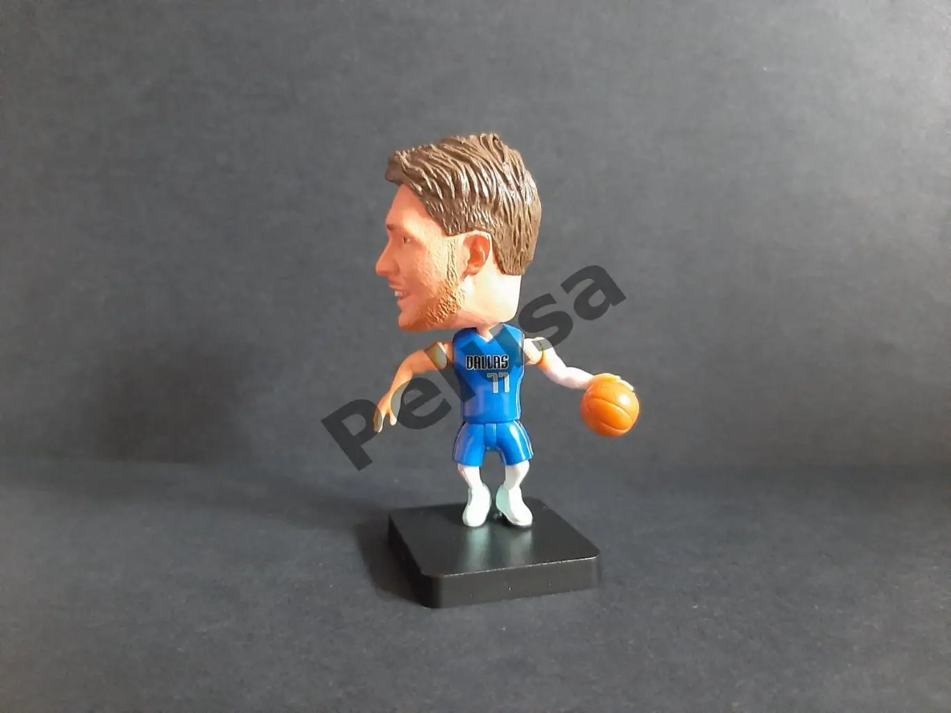 Лука Дончич. Даллас Мэверикс. Фигурки баскетболистов 3