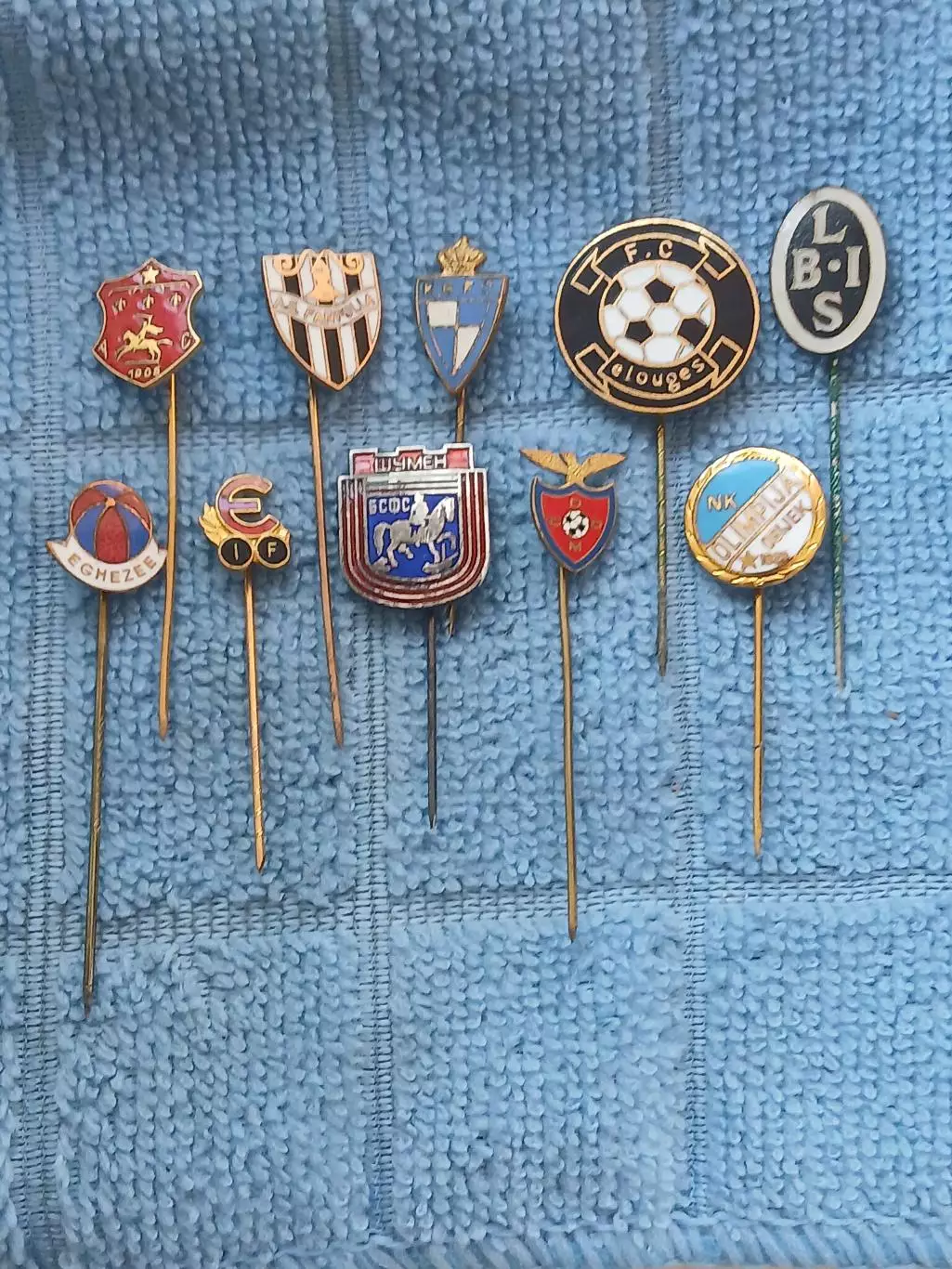 Комплект из 10 знаков ФК Европы/Set of 10 European Football Club badges