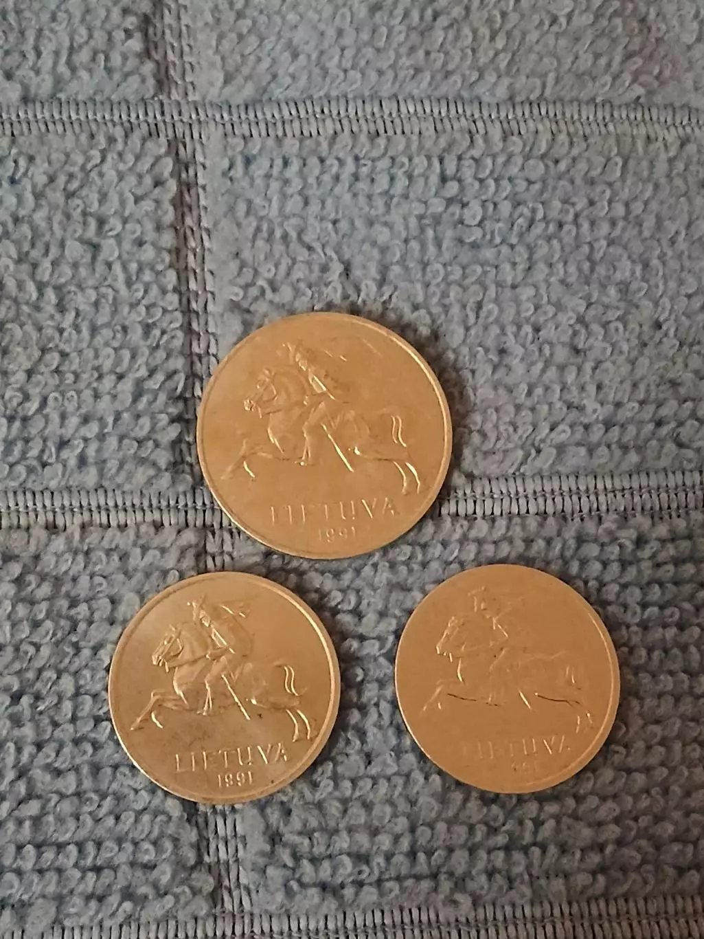 Литва, лот из 3 монет (1) 1