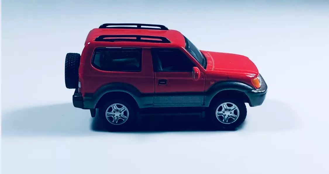 Toyota Land Cruiser 2