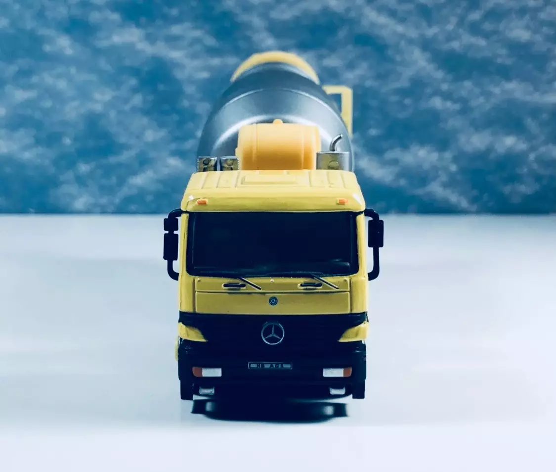 Mercedes-Benz “Бетономешалка 1