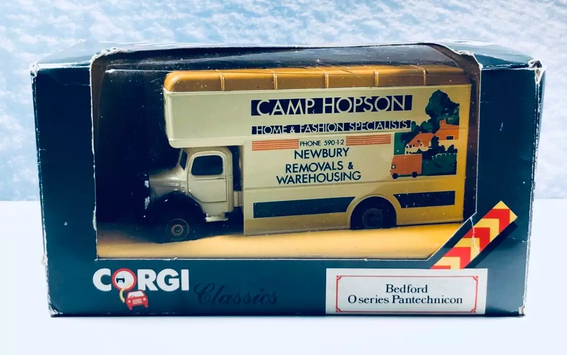 Corgi Classics Bedford O Pantechnicon C953/7 Camp Hopson
