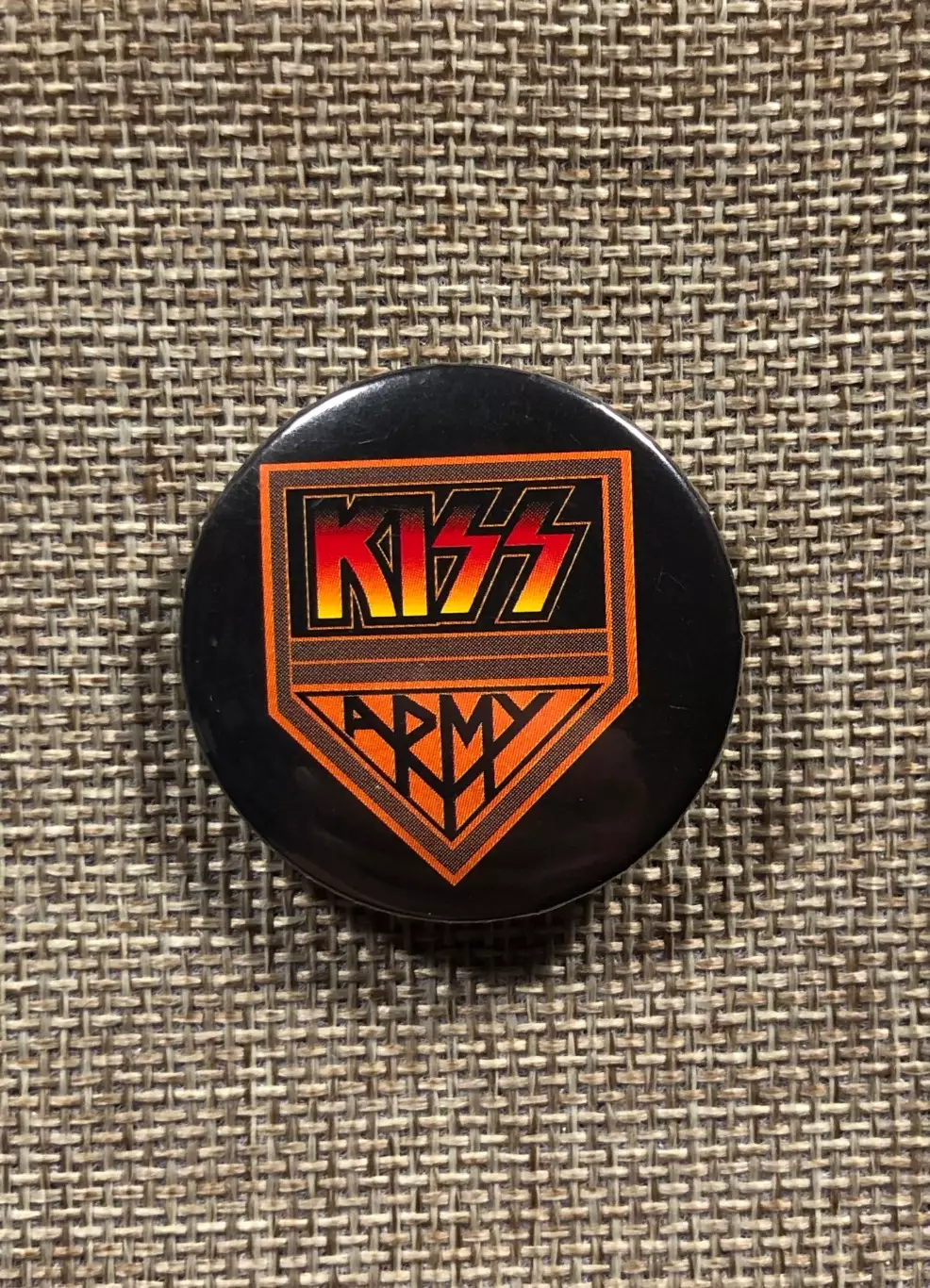 Значок KISS Army