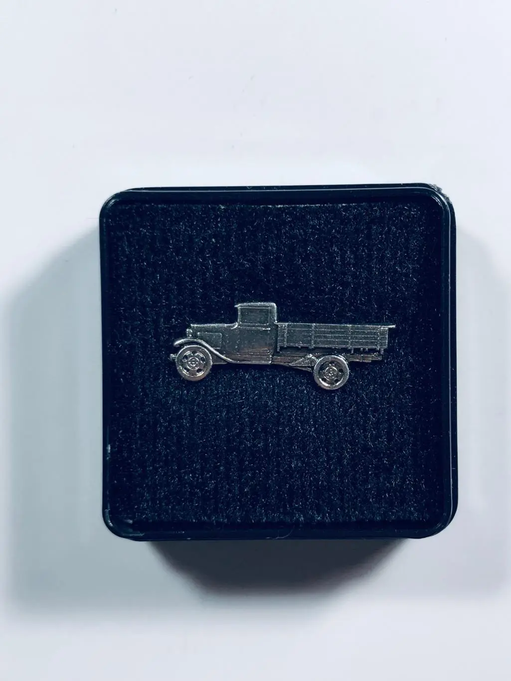 Значок ГАЗ - АА