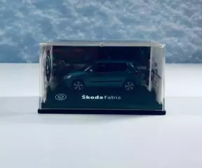 Автомобиль Skoda Fabia