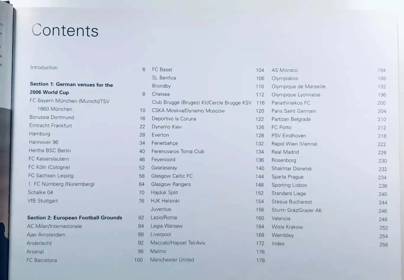 Книга • Европейские футбольные стадионы 1